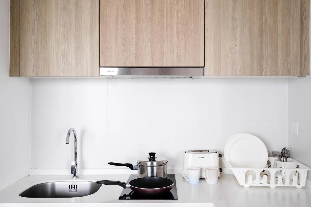 아파트 Muji Studio 1 - Seaview At 218 Tropicana Near Komtar Food Heaven With Netflix & Tv Box 조지타운